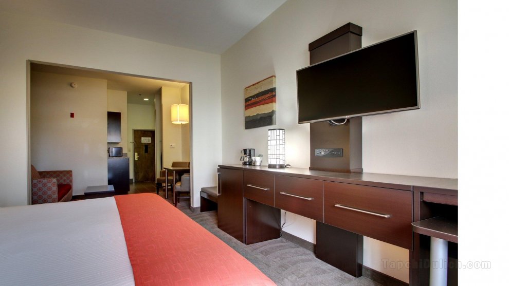 Khách sạn Holiday Inn Express & Suites Meridian