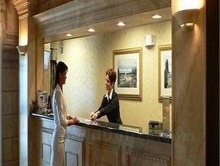 Khách sạn Holiday Inn Express and Suites Jenks