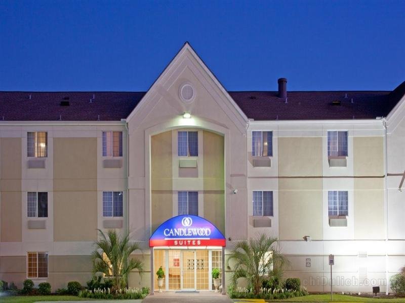Khách sạn Candlewood Suites Beaumont