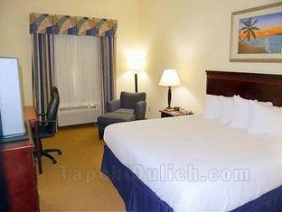 Khách sạn Holiday Inn Express & Suites Panama City-Tyndall