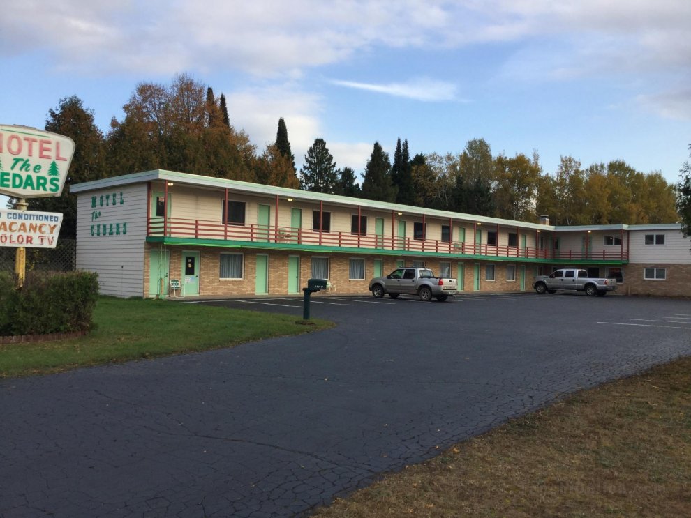 The Cedars Motel