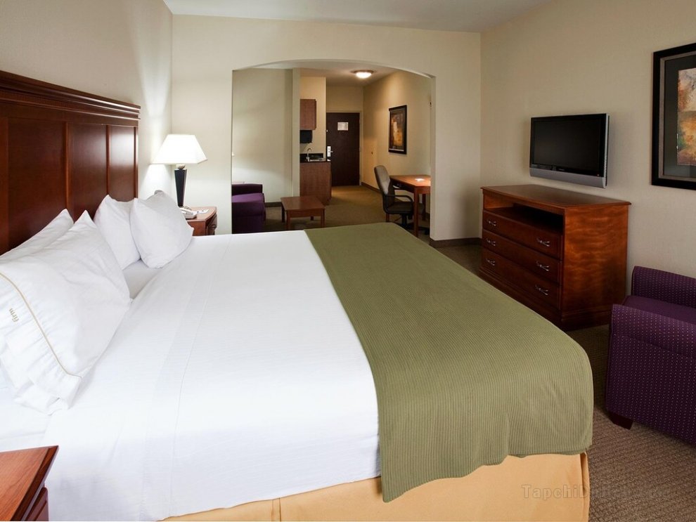 Khách sạn Holiday Inn Express and Suites Ada