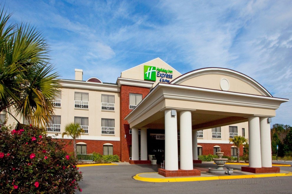 Khách sạn Holiday Inn Express & Suites Quincy I-10