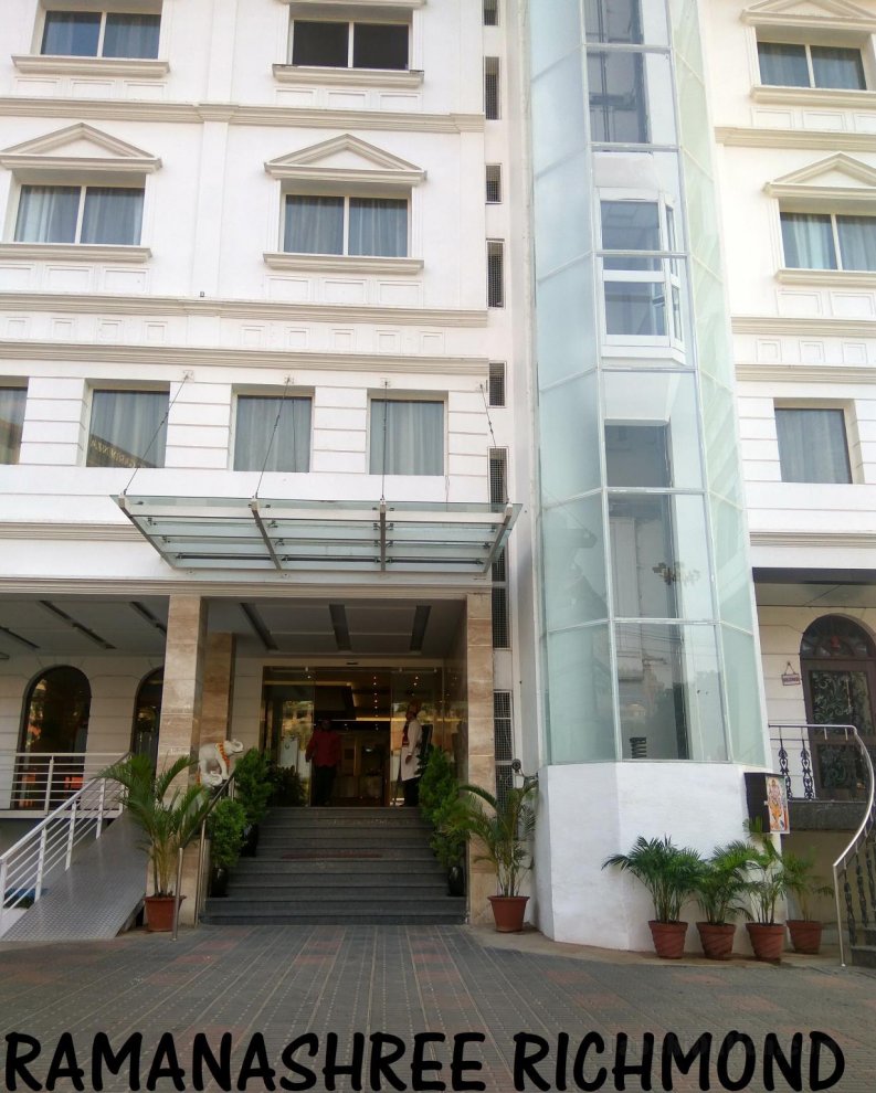Khách sạn Ramanashree Richmond Bangalore