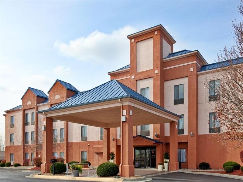 Khách sạn Holiday Inn Express & Suites Lansing-Leavenworth