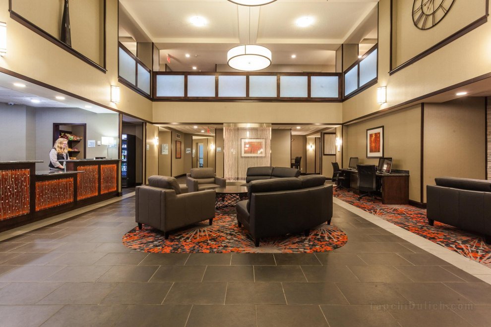 Khách sạn Holiday Inn Express & Suites Rapid City