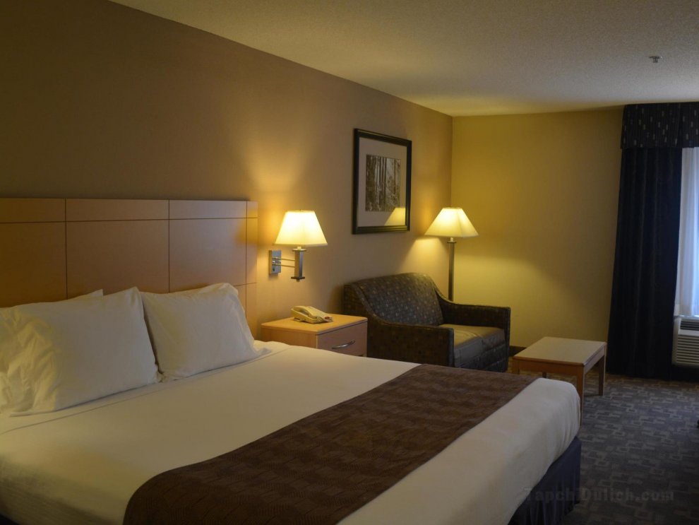 SureStay Plus Hotel by Best Western Roanoke Rapids
