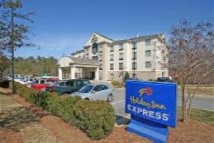 Holiday Inn Express Apex - Raleigh