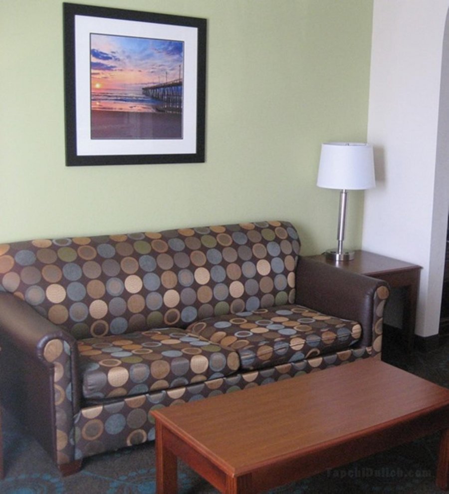 Holiday Inn Express Hotel & Suites Morehead City