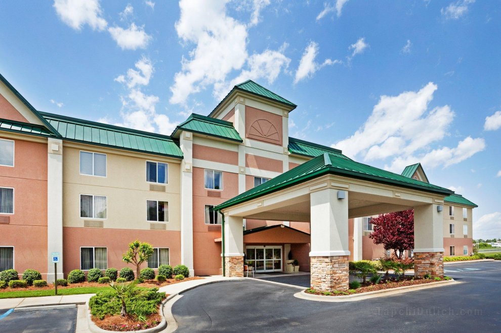 Khách sạn Holiday Inn Express And Suites Kings Mountain