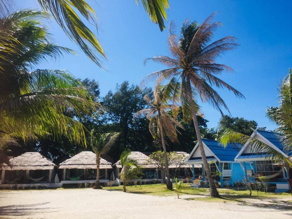 Andaman Beach Resort Lipe