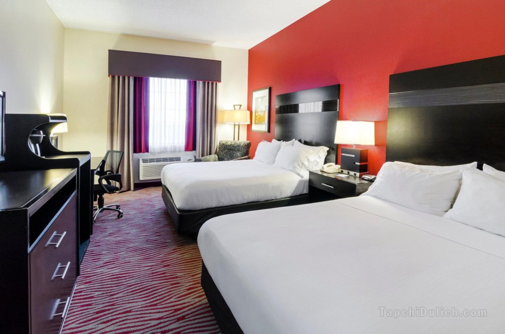 Khách sạn Holiday Inn Express & Suites Vinita