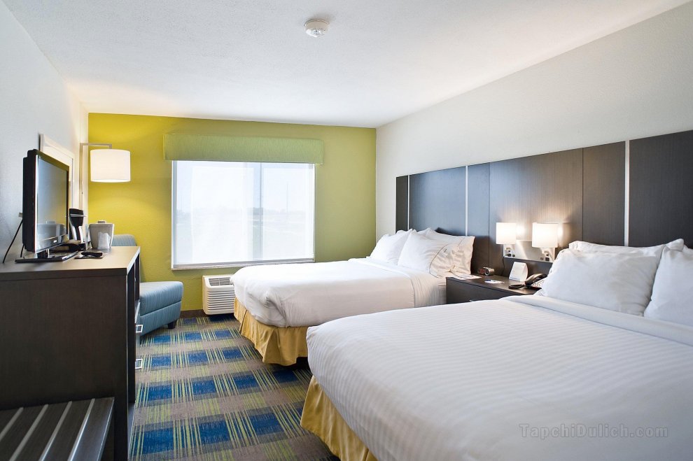 Khách sạn Holiday Inn Express & Suites Vermillion