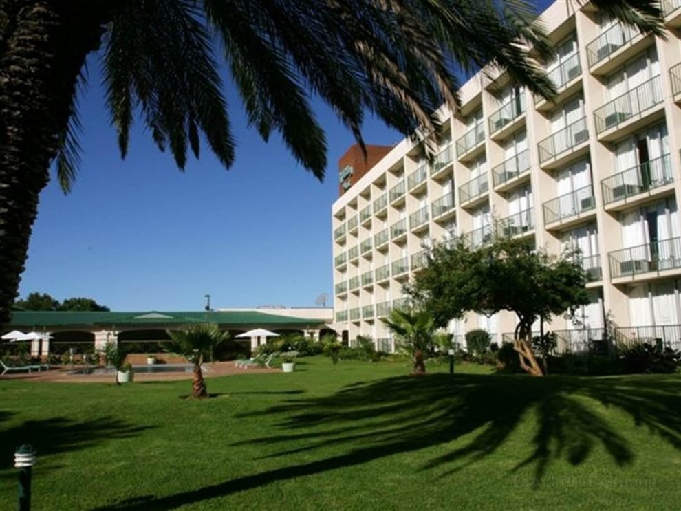 Khách sạn Holiday Inn Bulawayo