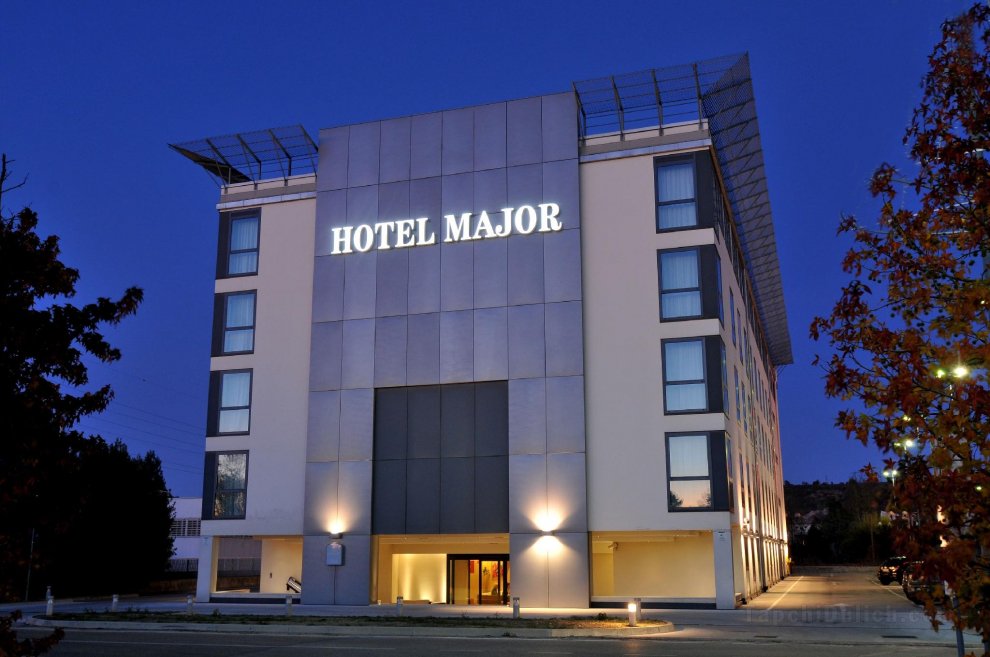 Khách sạn Major