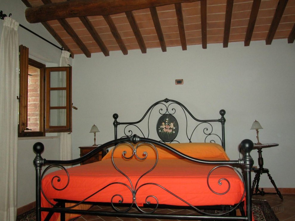 Villa with swimming pool, fenced, 10 bed places Toscana