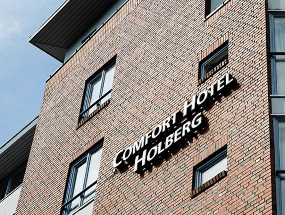 Khách sạn Comfort Holberg