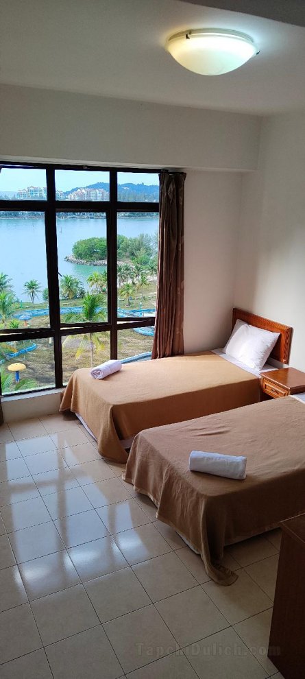 Marina Cove Resort Homestay Retreat @lumut - 3