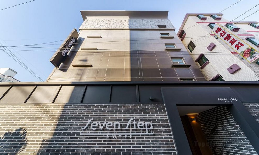 Hotel Seven Step Bupyeong