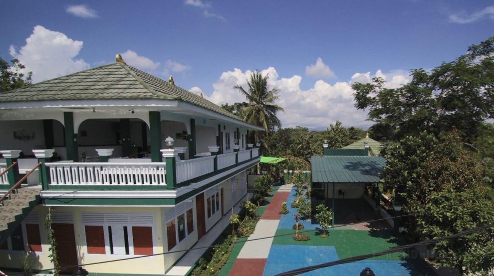 3 Villa for 24 guests- Resort Alam Segar