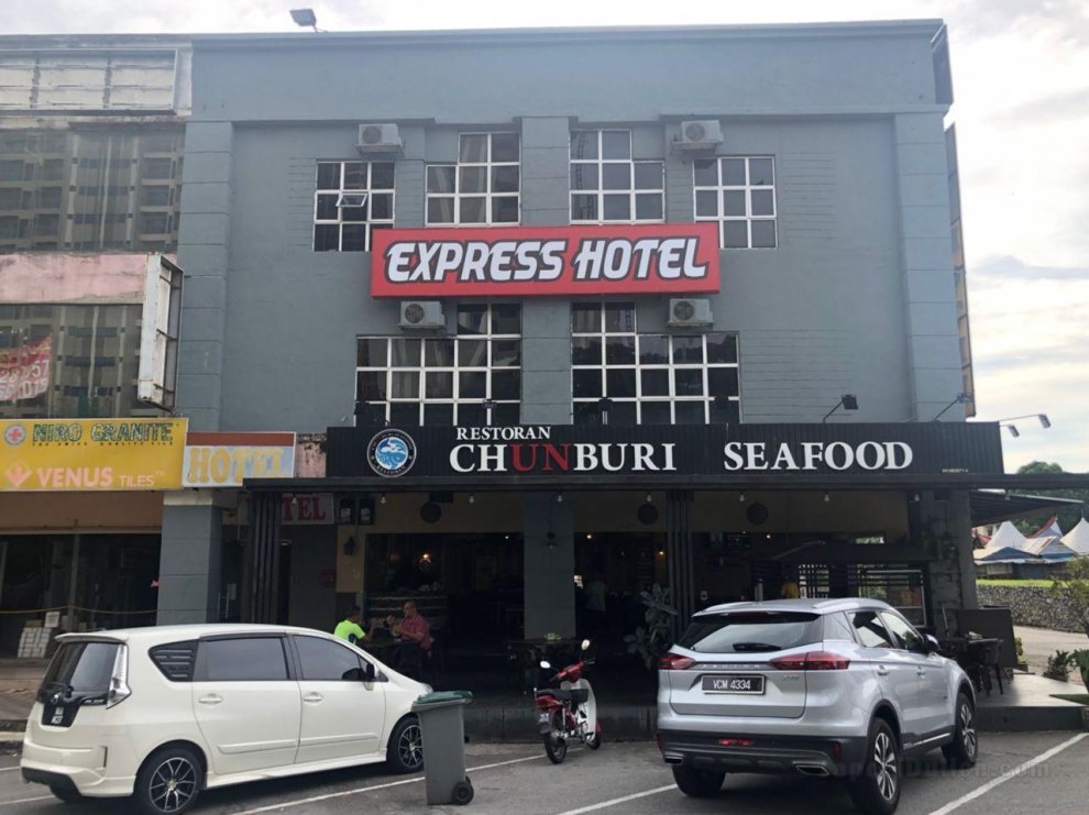 HYPE EXPRESS HOTEL