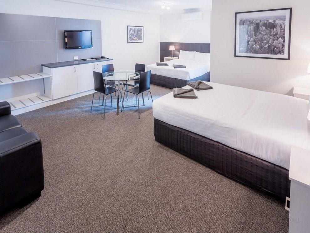 Comfort Inn & Suites Manhattan