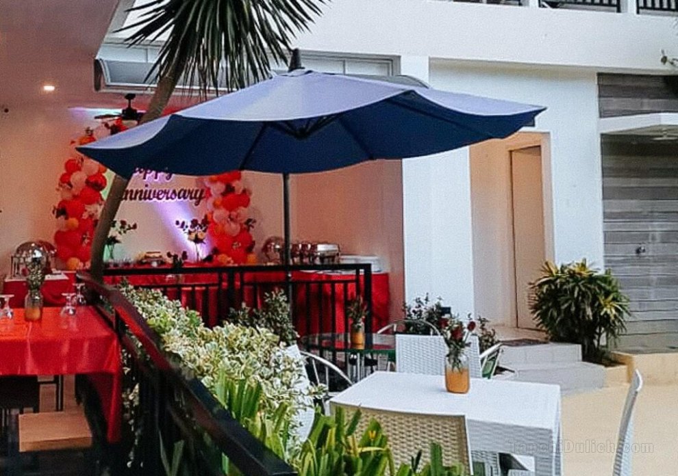 Khách sạn RedDoorz Premium @ GRAND 29