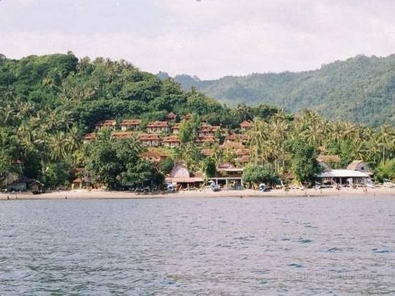 Khách sạn Puri Bunga Beach Cottages