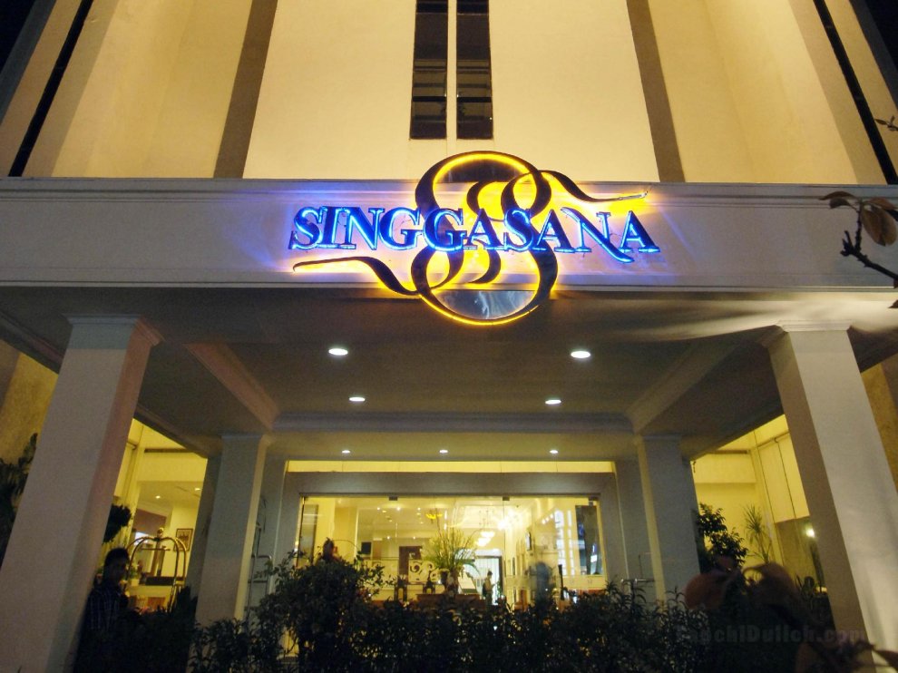Khách sạn Singgasana Makassar