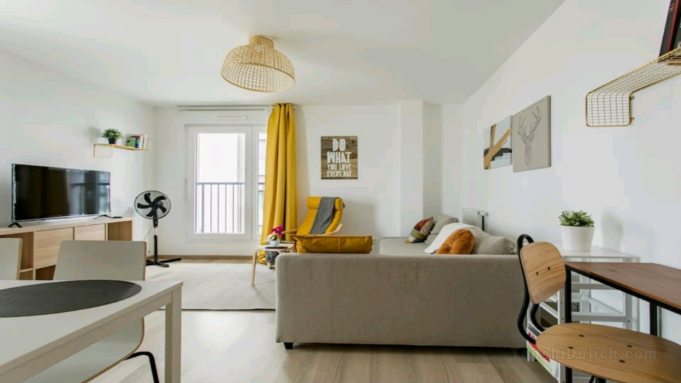 Luxury Apartment near Paris la Défense with secured Parking by Servallgroup