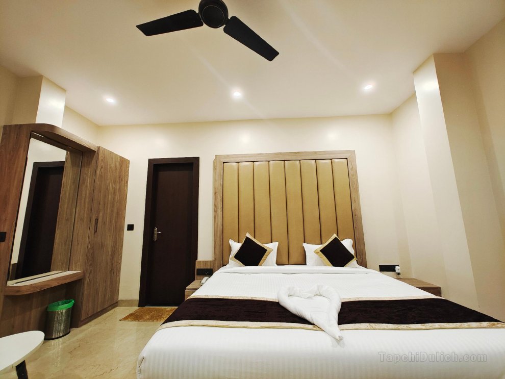 Radha Residency by ShriGo Hotels