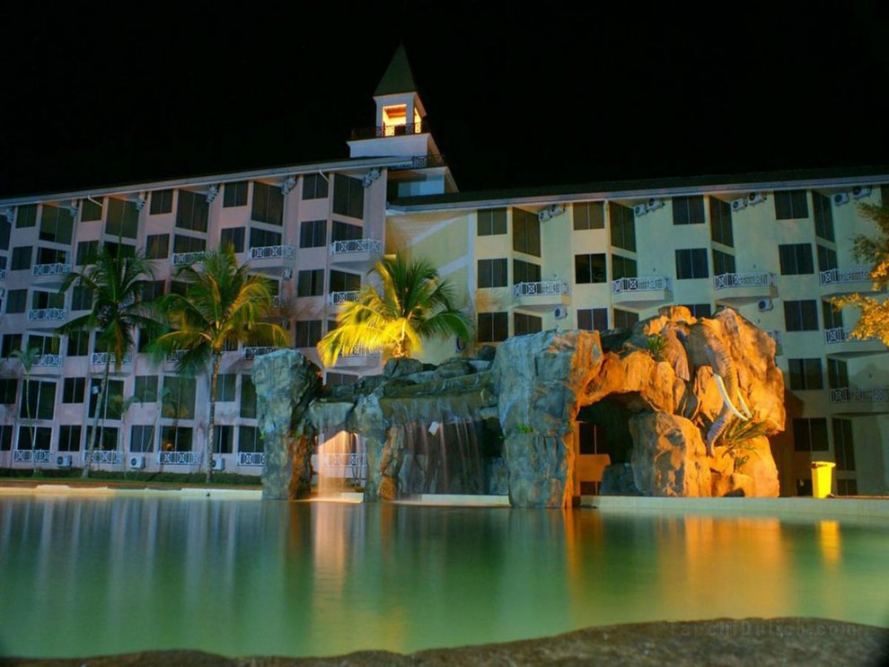 D'Vista 1BR Luxury Apt @ Lotus Desaru Beach Resort