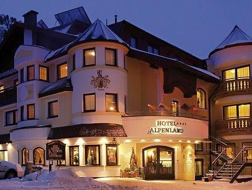Khách sạn Alpenland