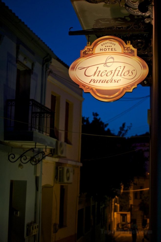 Khách sạn Theofilos Paradise Boutique
