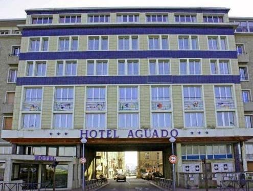 Khách sạn Aguado