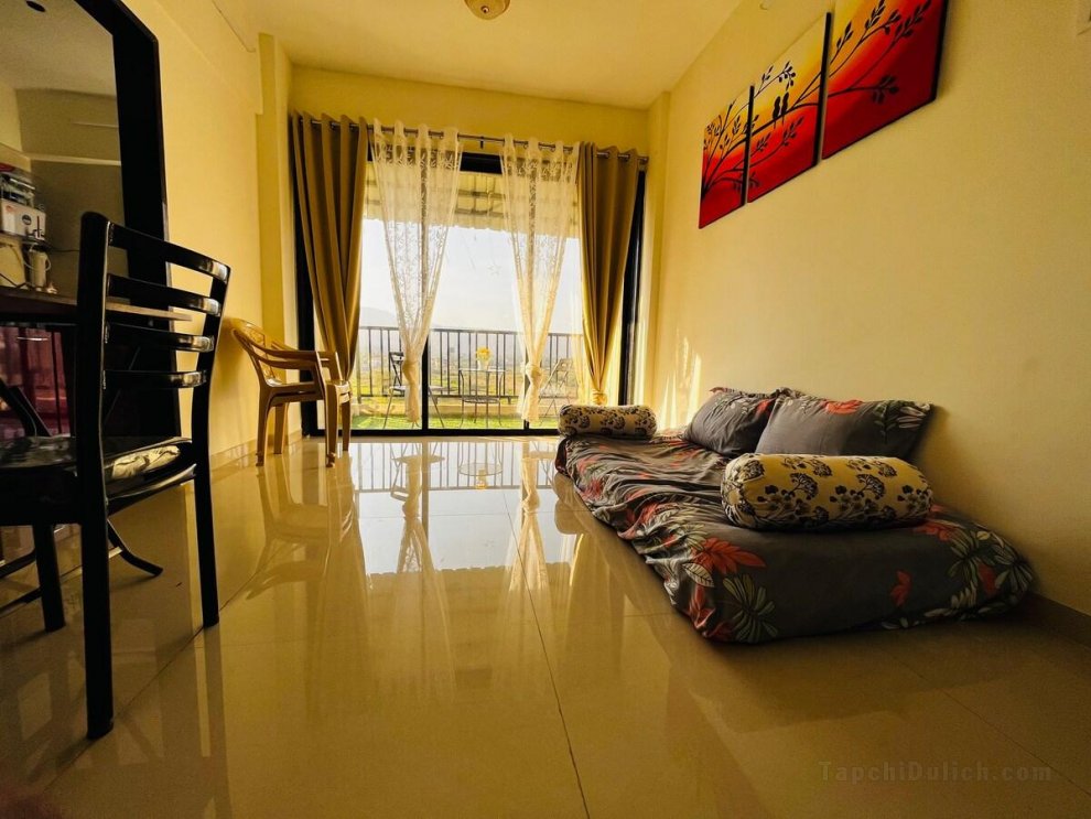 Lovely 1 BHK fully Furnished Apartment.