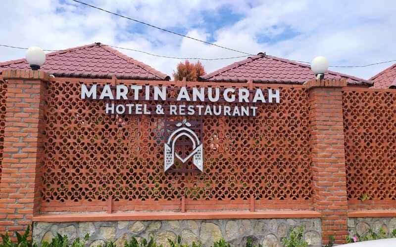 Khách sạn Martin Anugrah & Restaurant