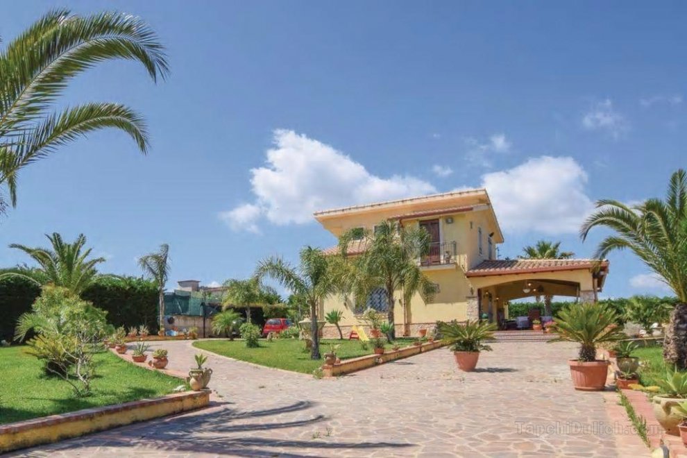 Superb Villa with Garden  [Clima + Wi-Fi]
