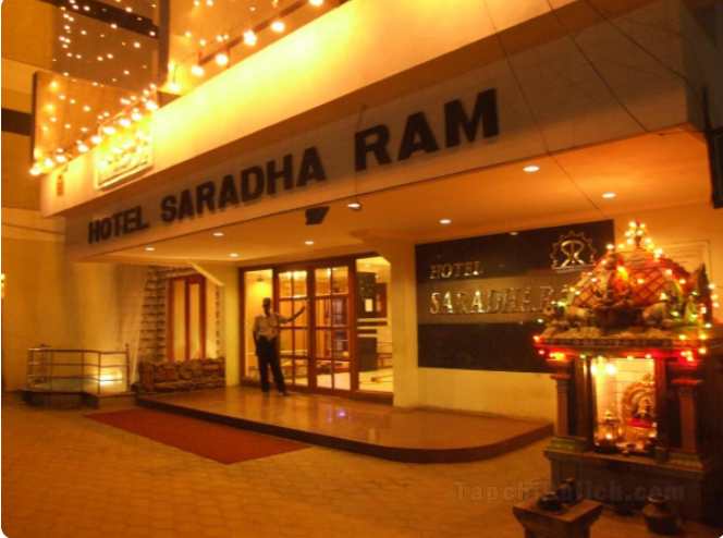 Khách sạn Saradharam