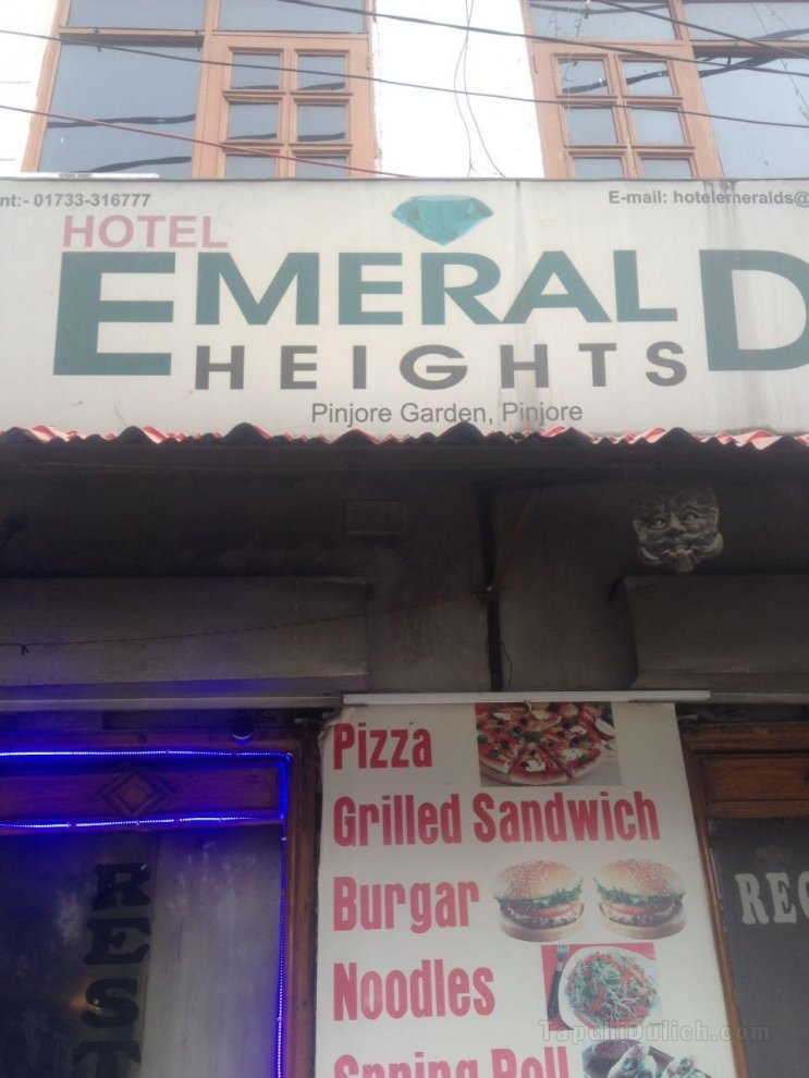 Hotel Emerald Heights Pinjore