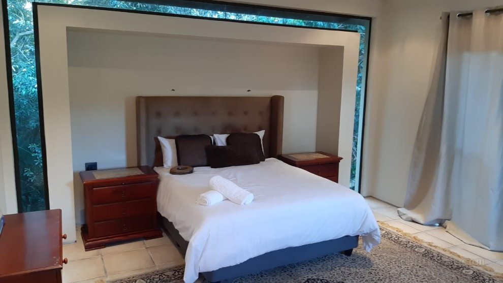 Zimbali resort Rustic 4 bedroom forest villa