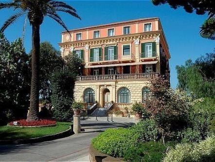 Khách sạn Grand Excelsior Vittoria