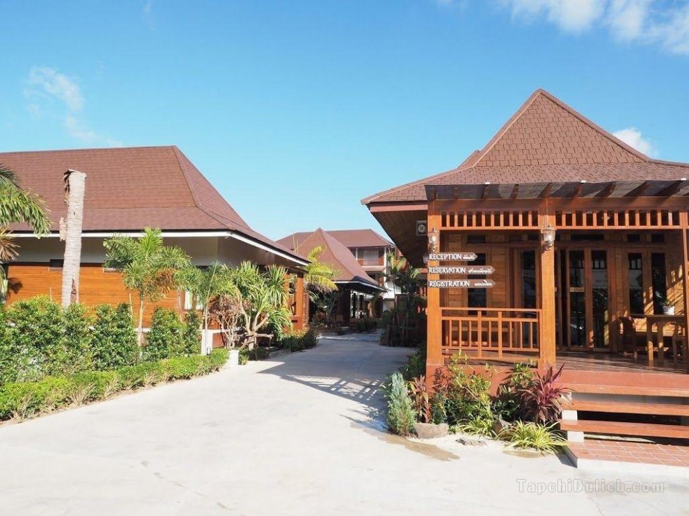 Khum Sai-Ngam Hotel & Resort (SHA Extra Plus)