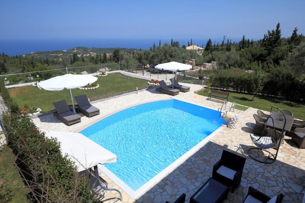 Luxury Villa Emily with great views at Ionion blue