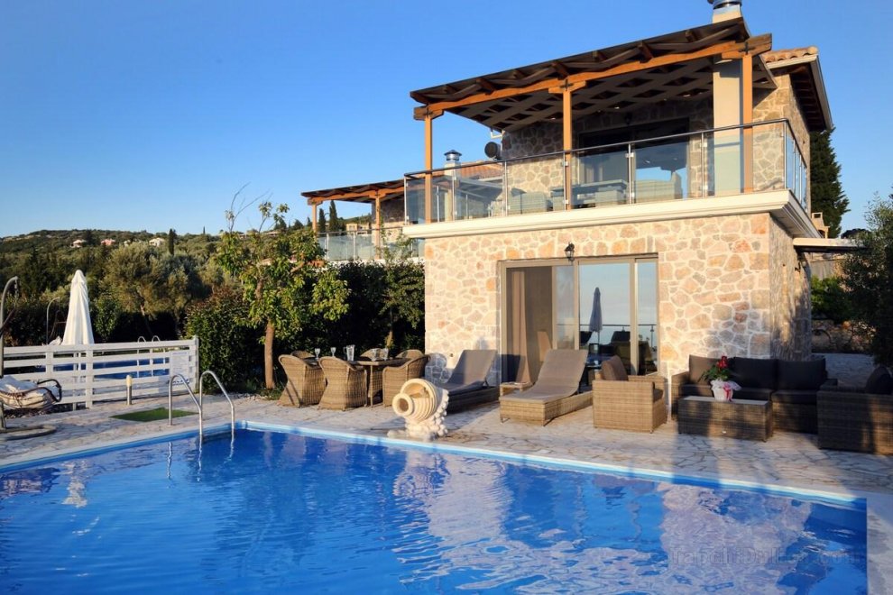 Luxurious villa Angela with private pool and views