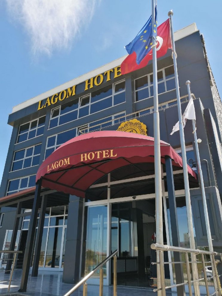 Khách sạn Lagom