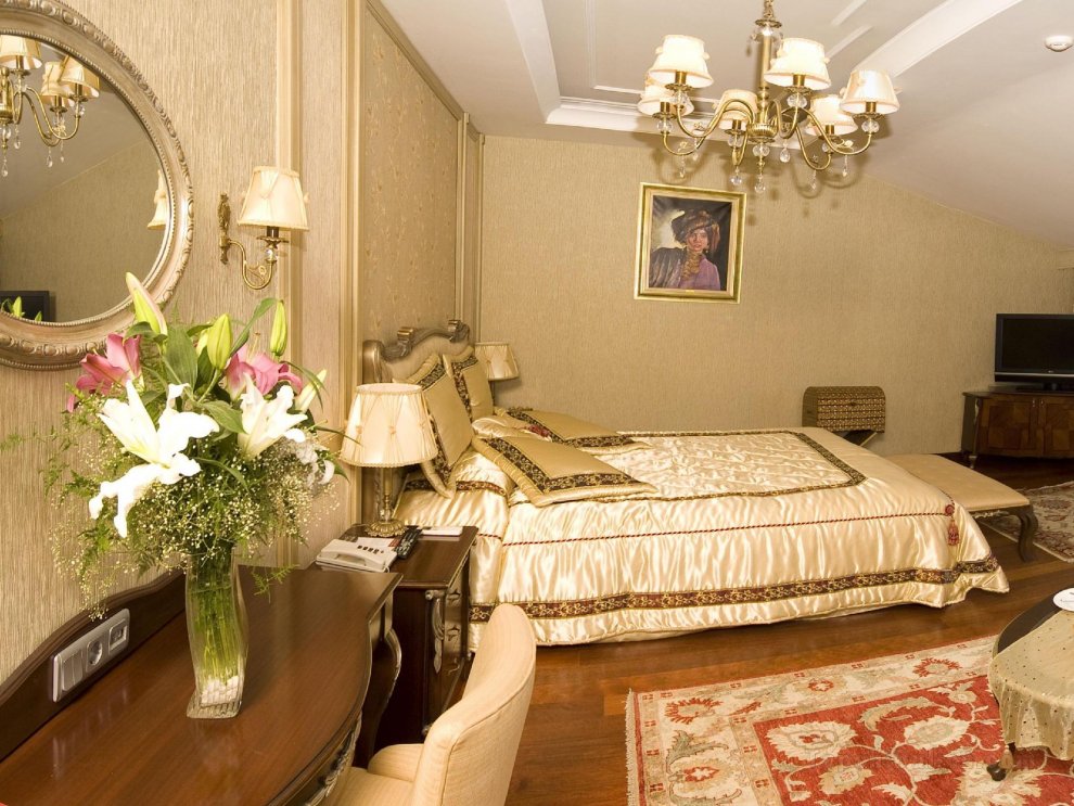 Khách sạn Grand Yavuz