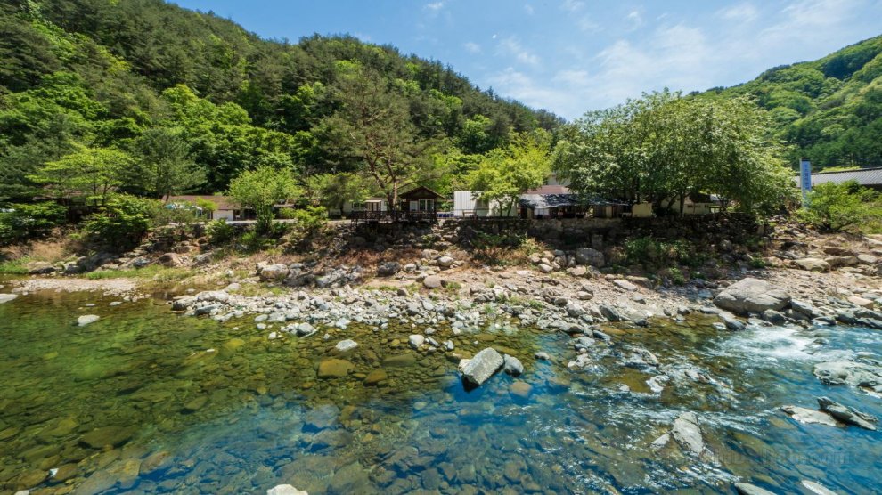 Yeongwol Wood Valley Pension