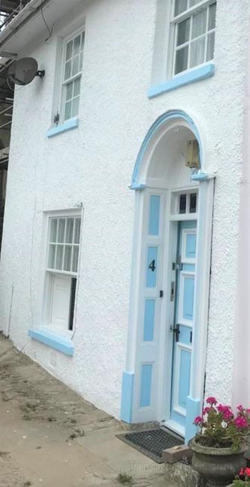 Delightful Period Cottage in the Heart of Brixham