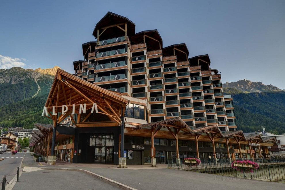 Khách sạn Alpina Eclectic